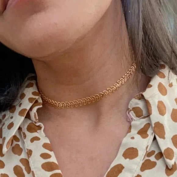 Leaves Choker 18k Gold Plated BEST SELLER - Picture 3 of 6